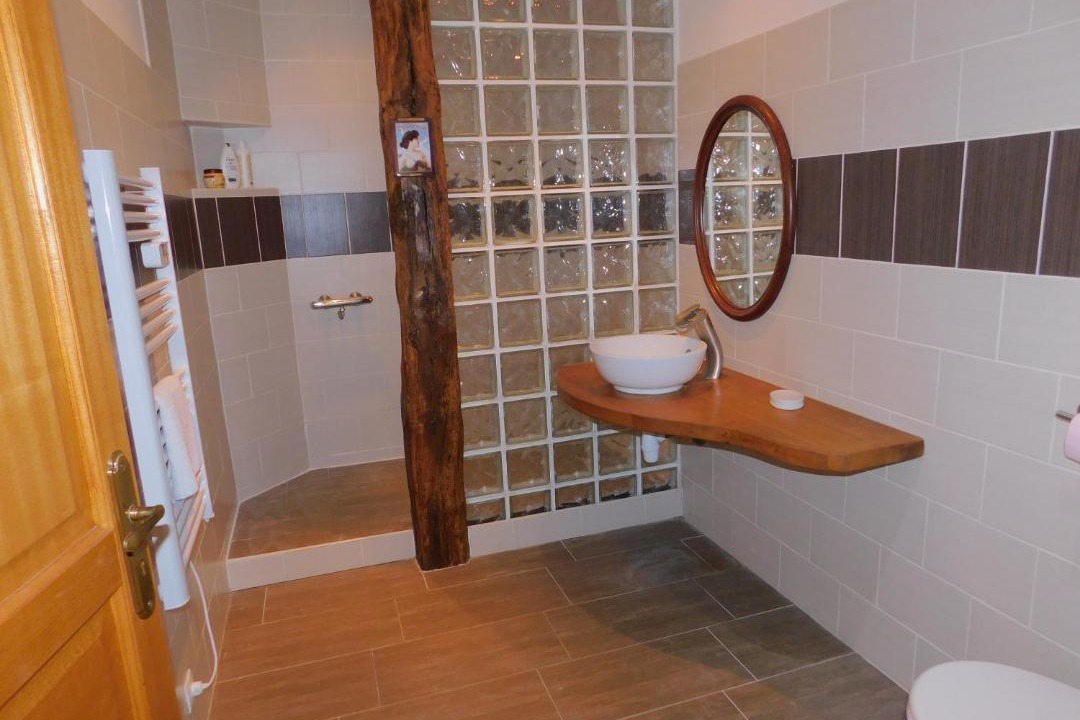 Photo of Bathroom in Langoat