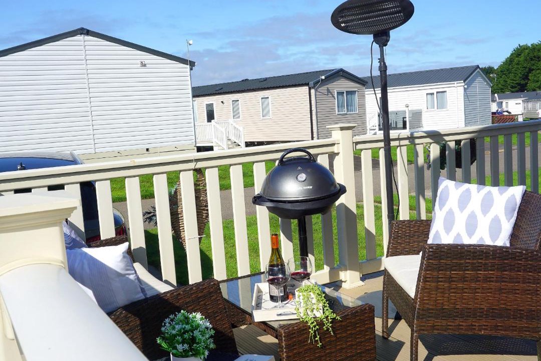 Photo of Patio Balcony in Cayton Bay