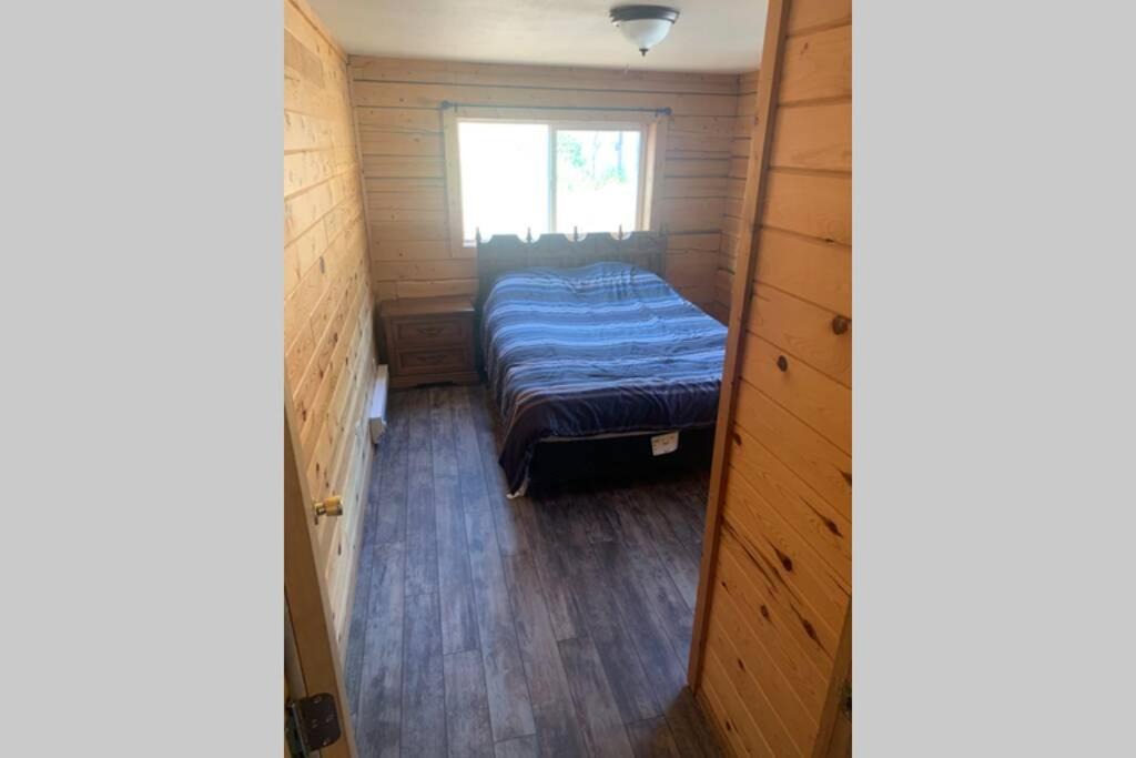 Photo of Bedroom in Four Range