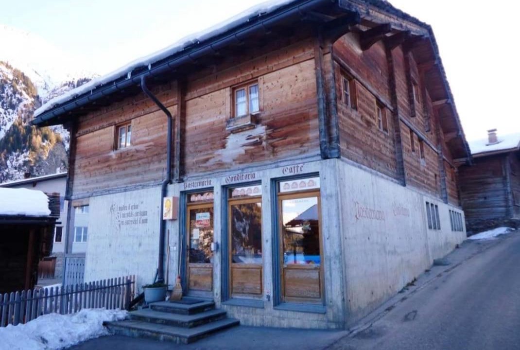 Photo of Others in Vrin