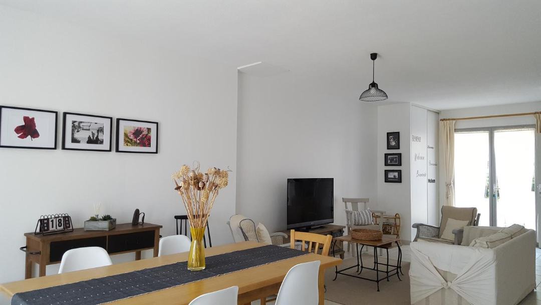 Photo of Livingroom in Goult