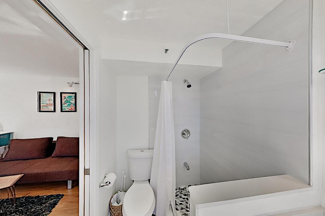 Photo of Others in McCully - Moiliili