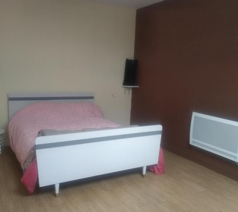 Photo of Bedroom in Pillac