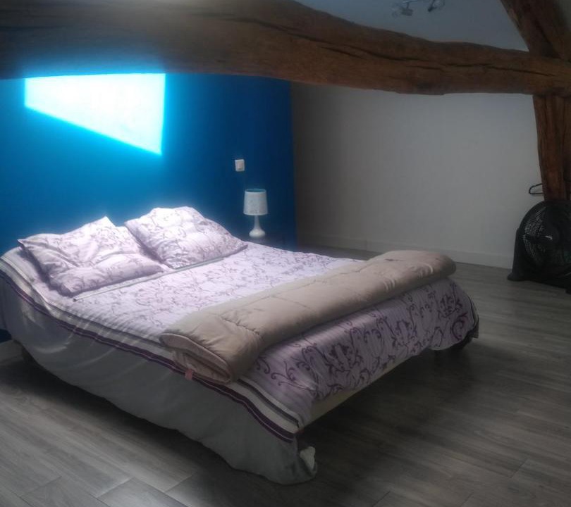 Photo of Bedroom in Pillac