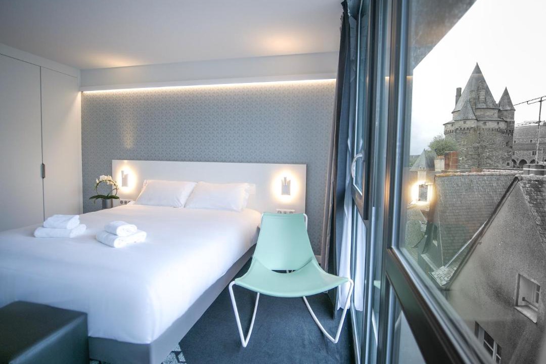 Photo of Others in Vitre