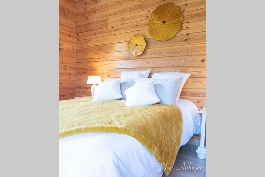 Photo of Bedroom in Le Menil