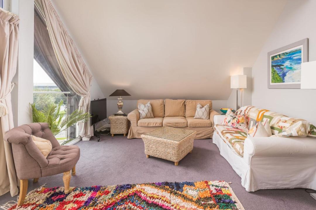 Photo of Others in Winnard's Perch