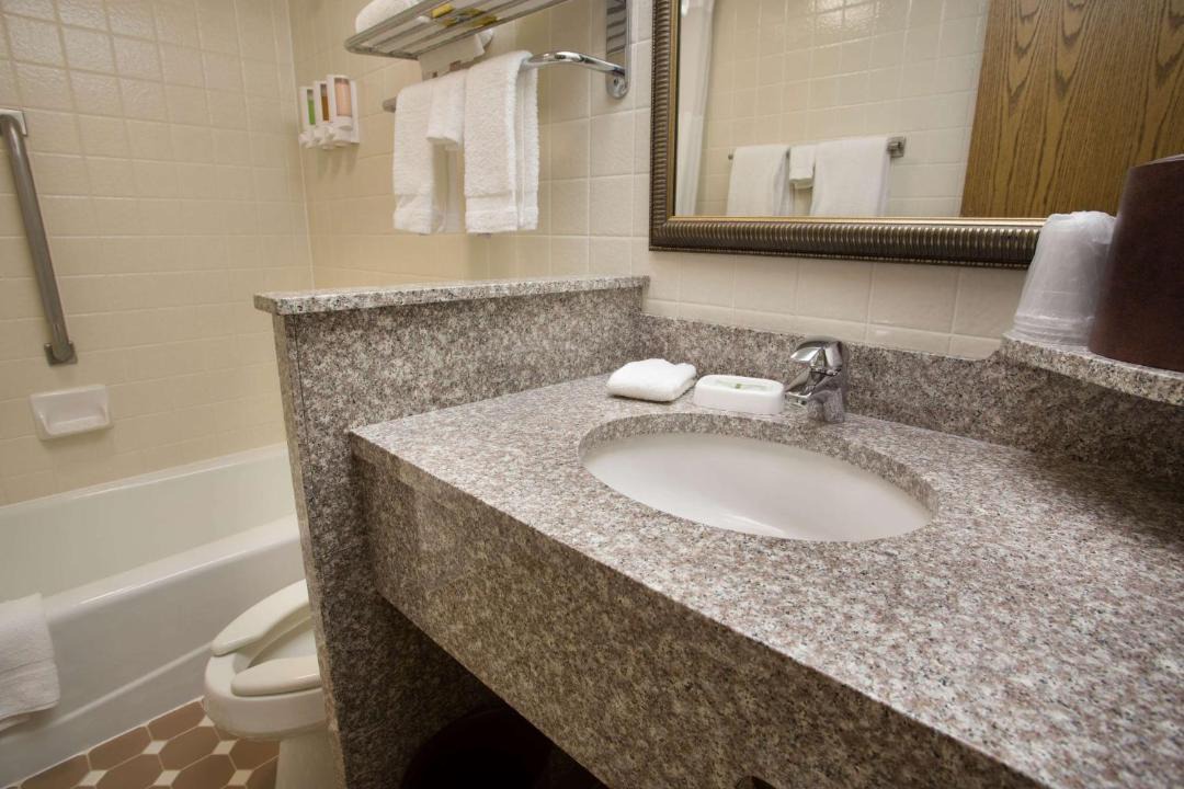 Photo of Bathroom in Rolla