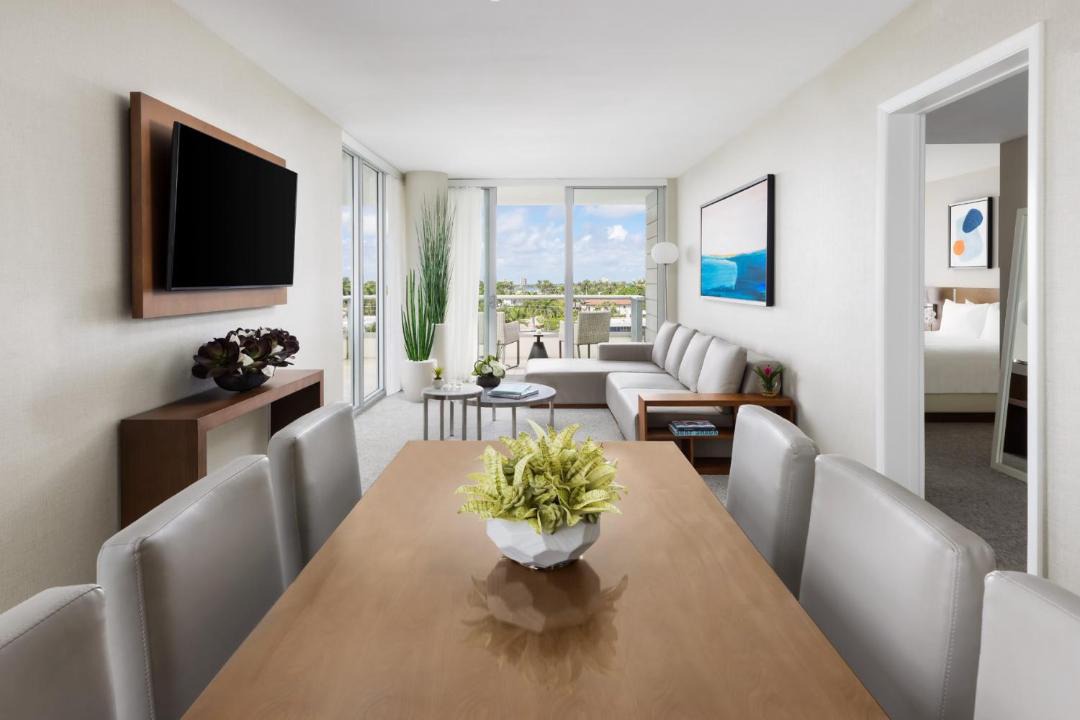 Photo of Others in Bay Harbor Islands