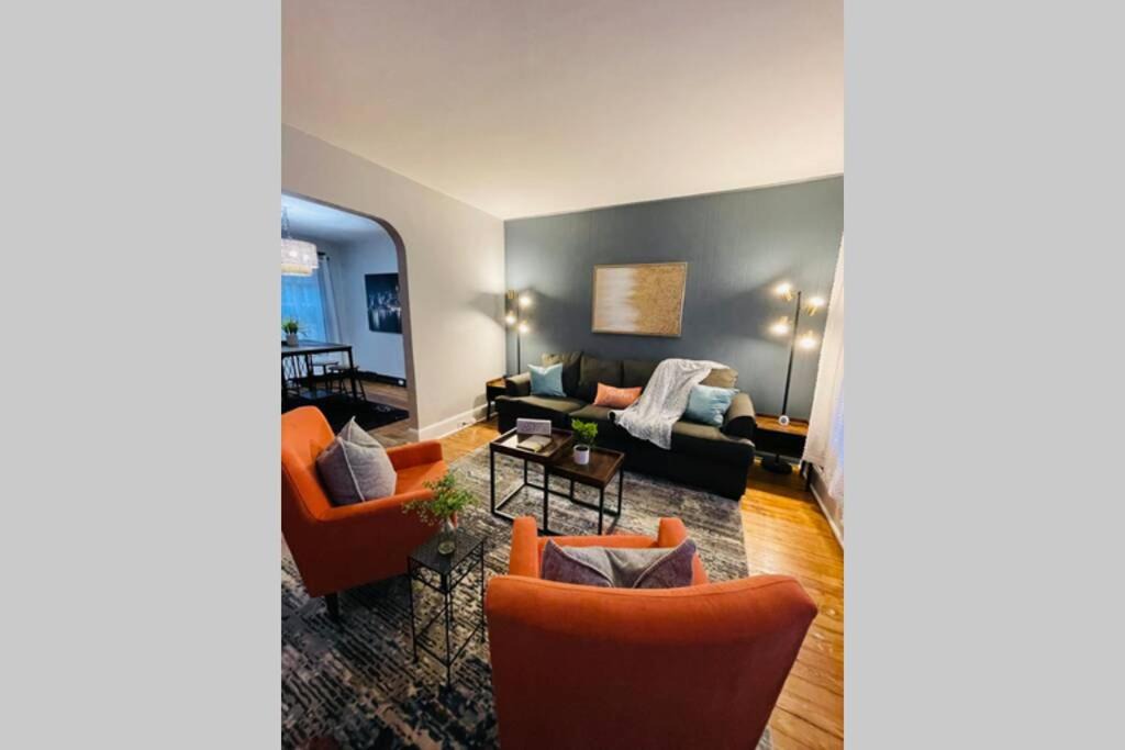 Photo of Livingroom in Lancaster