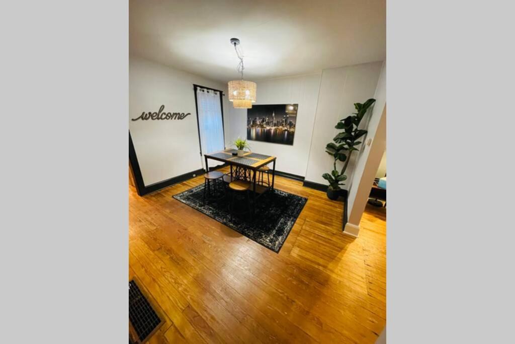 Photo of Livingroom in Lancaster