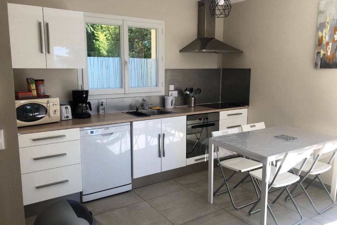 Photo of Kitchen in Saint-Martin-d'Ardeche