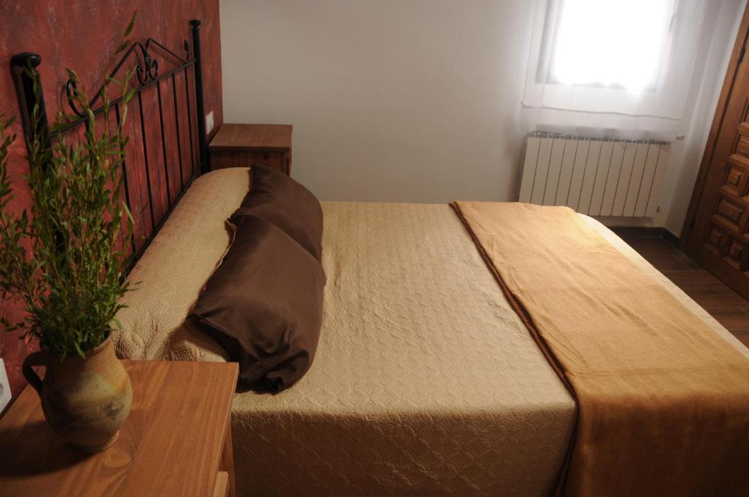 Photo of Bedroom in Tragacete