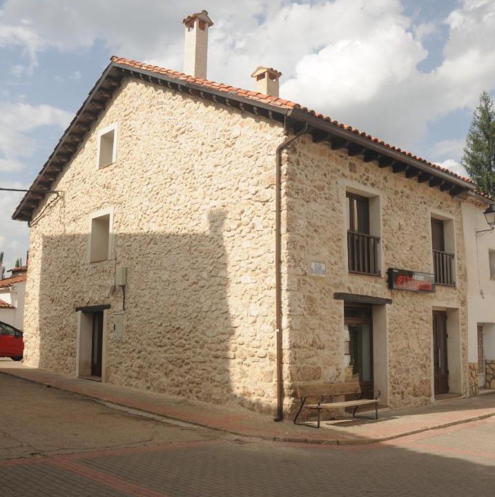 Photo of Buildings in Tragacete