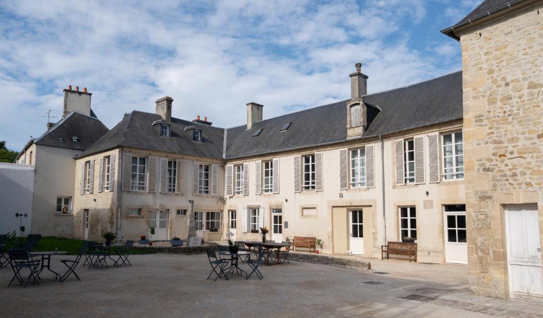 Photo of Others in Bayeux