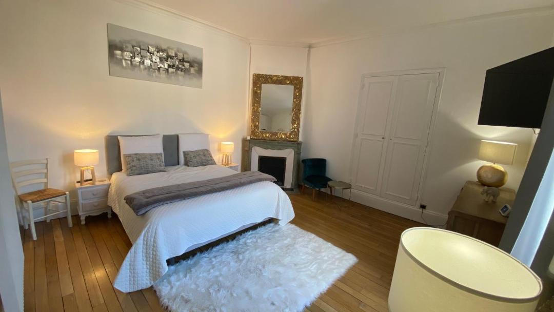 Photo of Others in Poincare - Foch - Anatole France - Croix de Bourgogne