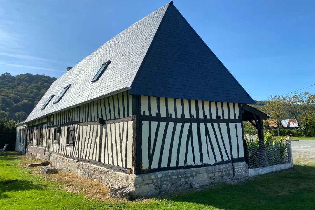 Photo of Buildings in Jumieges