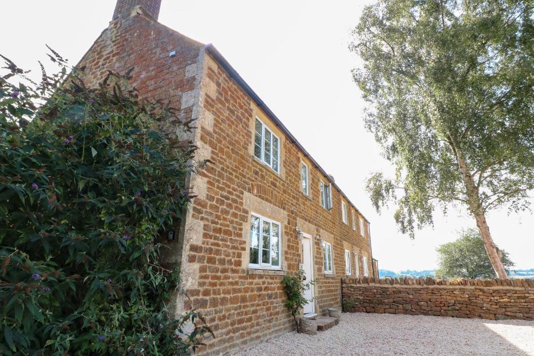 Photo of Buildings in Hook Norton