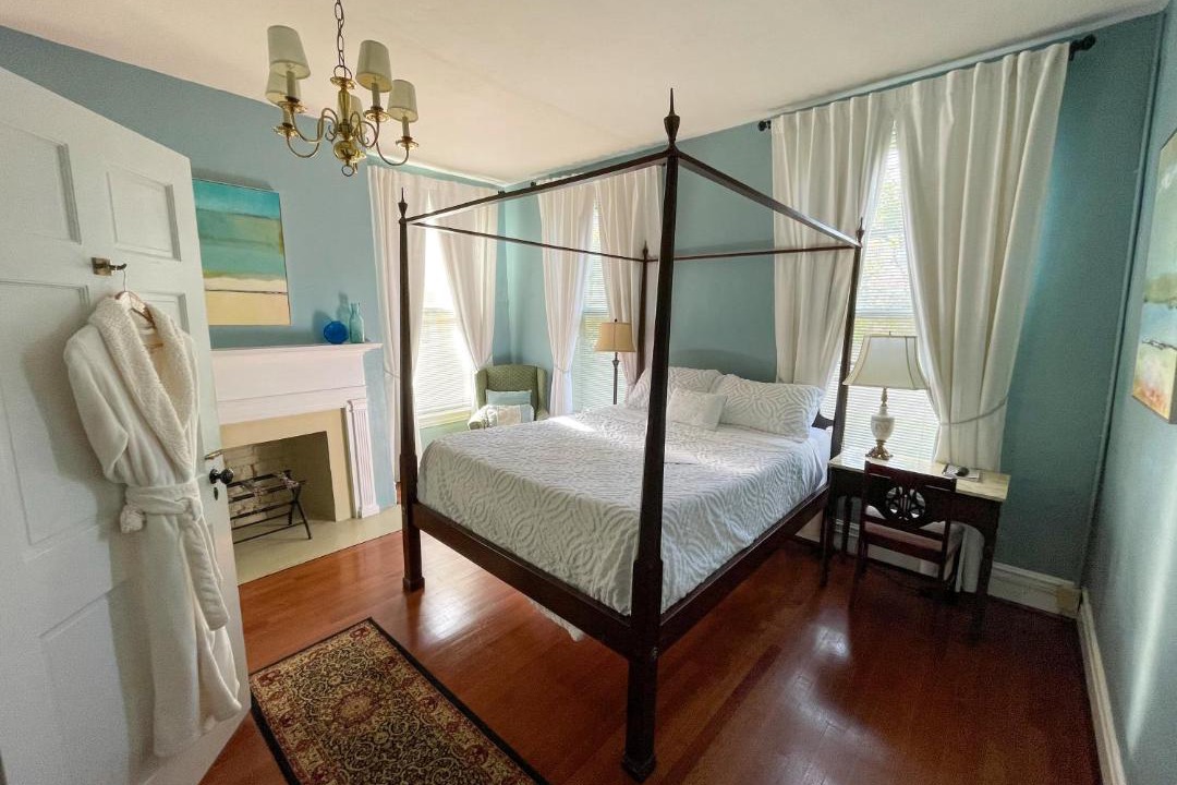 Photo of Bedroom in New Bern