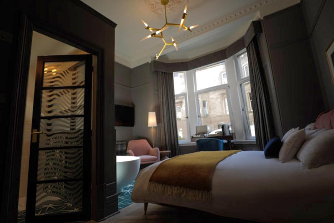 Photo of Others in Kelvinbridge