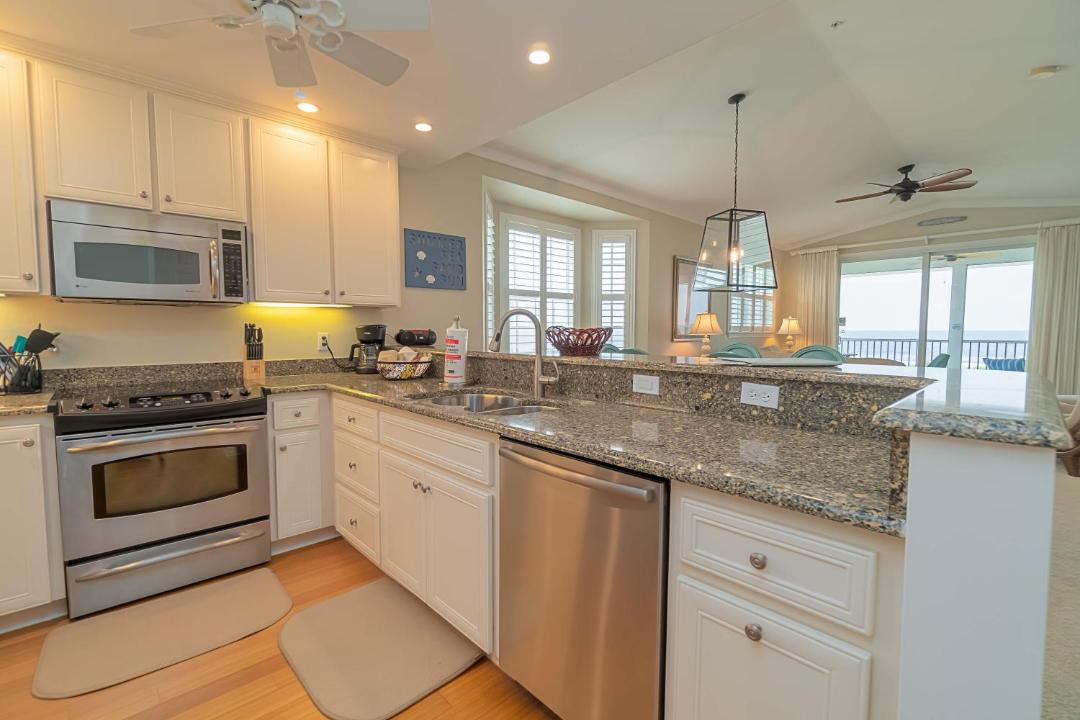 Photo of Kitchen in Palm Island