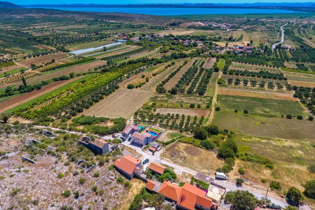 Photo of Outdoor in Pakostane