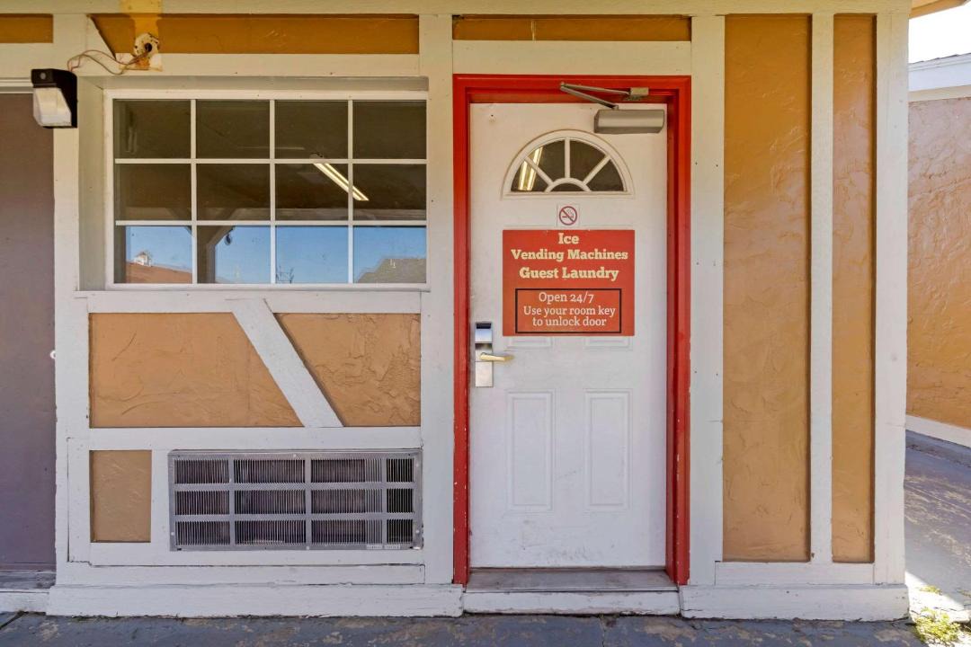 Photo of Others in Pryor