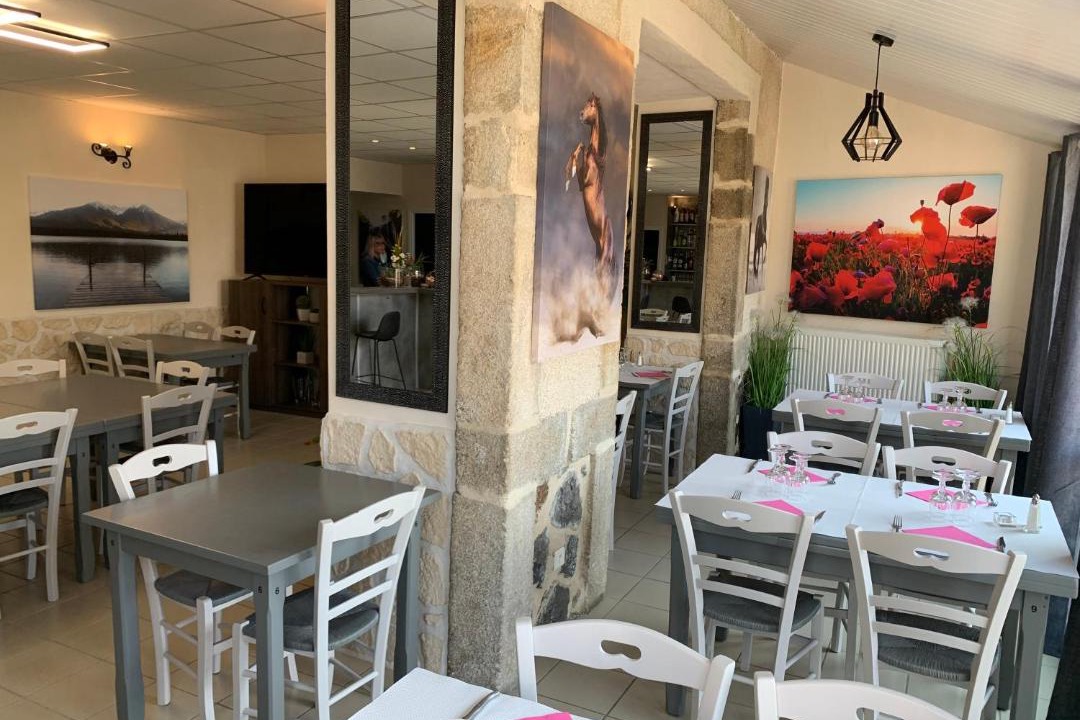 Photo of Kitchen in Freycenet-la-Tour