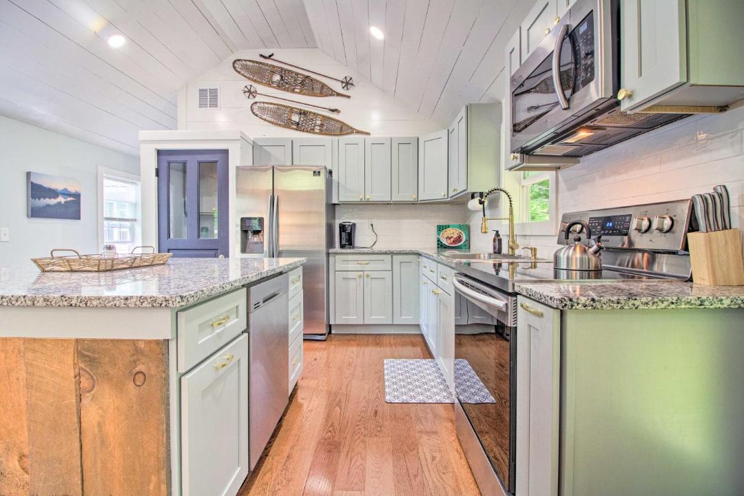 Photo of Kitchen in Stratton and Bromley Ski Areas