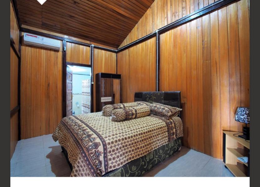 Photo of Bedroom in Airmadidi