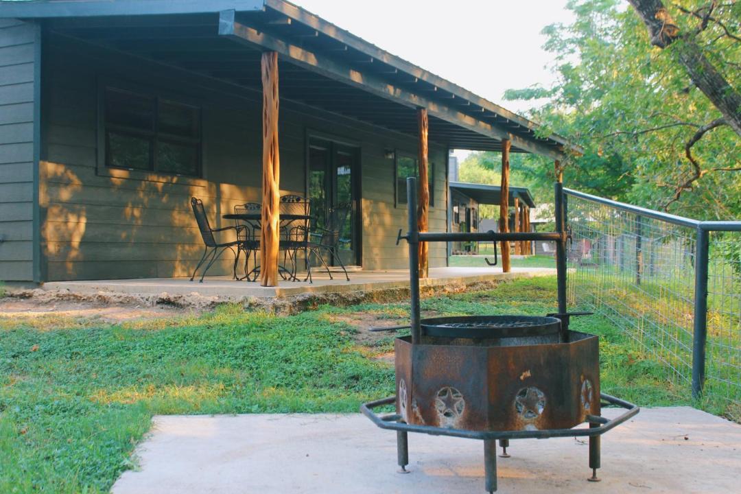Photo of Others in Leakey
