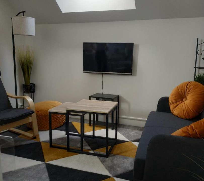 Photo of Others in Barriere Saint Marc