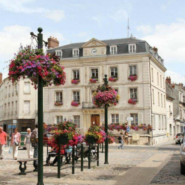 Photo of Others in Provins