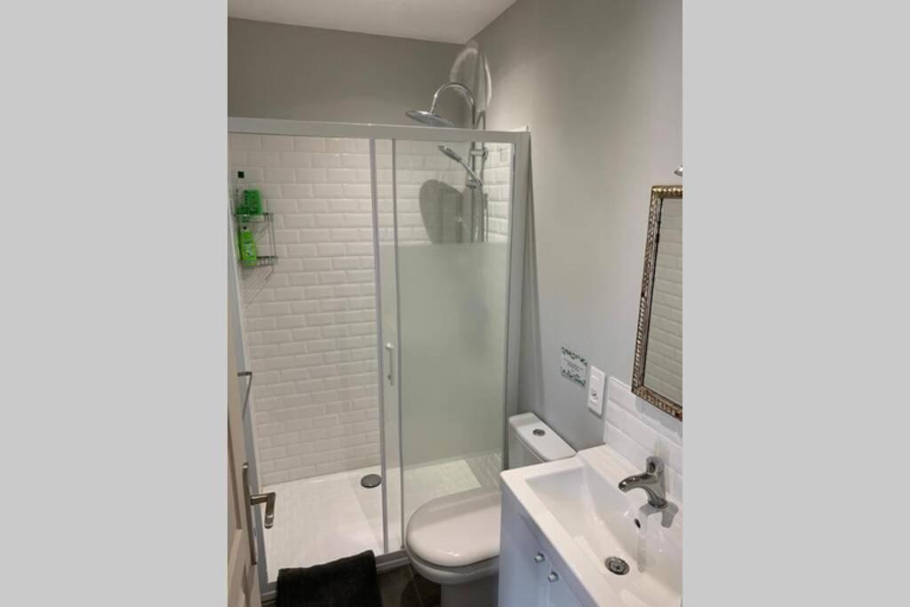 Photo of Others in Chenille-Change