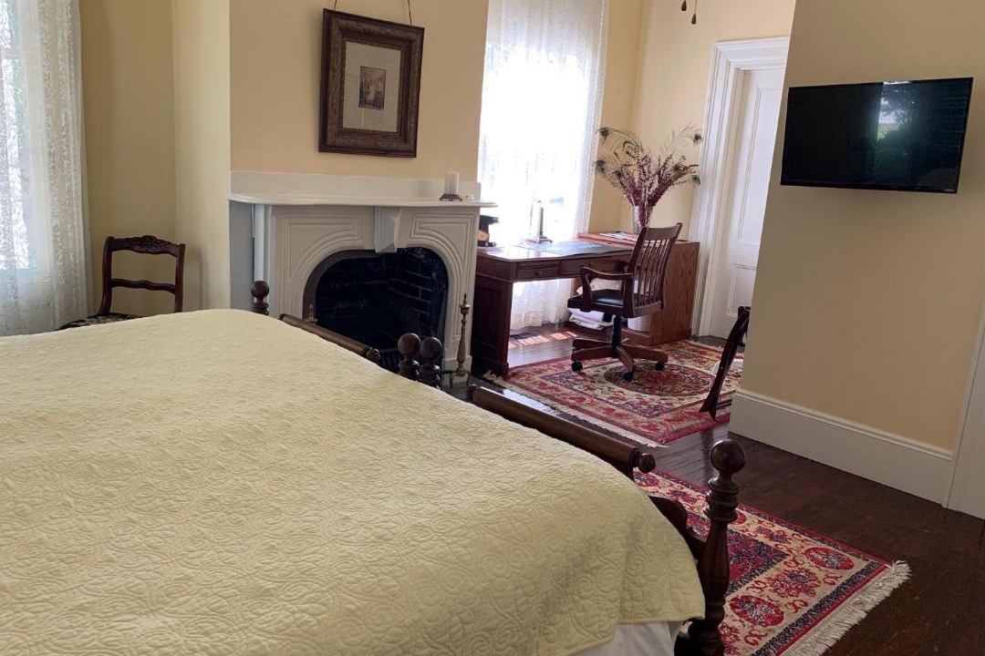 Photo of Others in Monticello