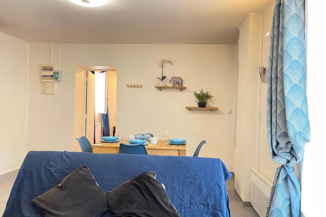 Photo of Livingroom in Corbeil-Essonnes