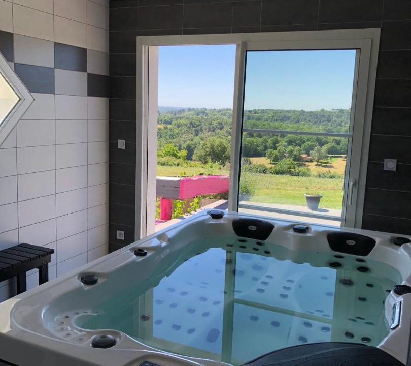 Photo of Others in Chateau-l'Eveque