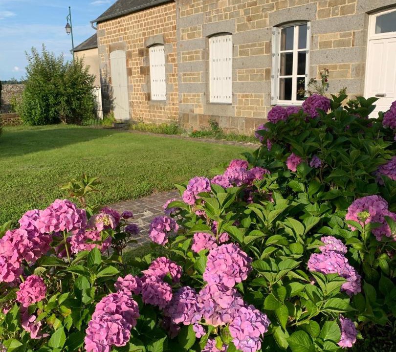 Photo of Others in Ranes