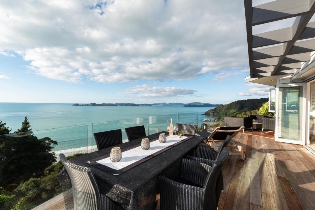 Photo of Others in Russell