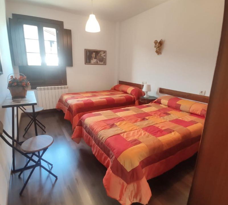 Photo of Bedroom in Badaguas
