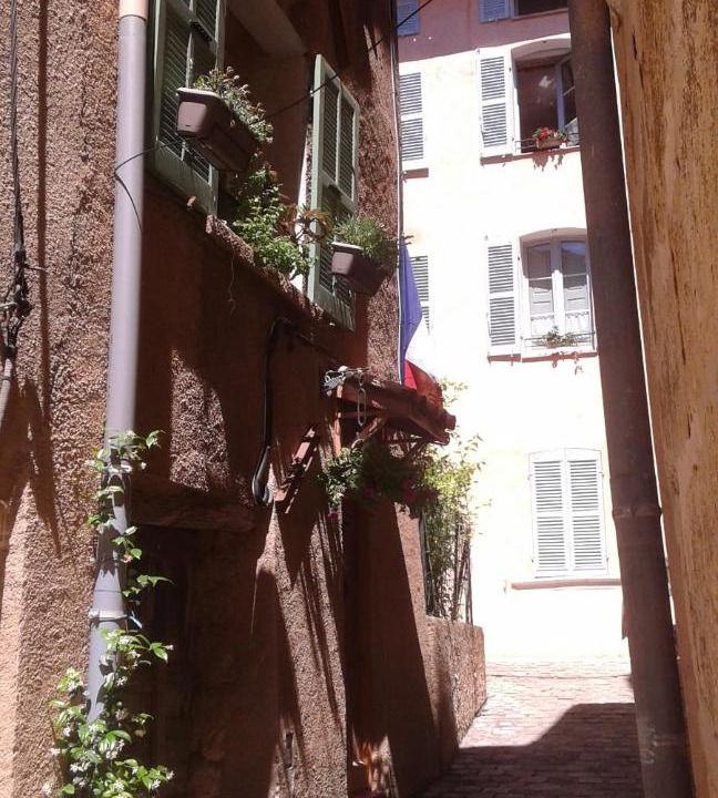 Photo of Buildings in Aups