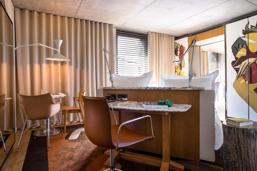 Photo of Others in Necker