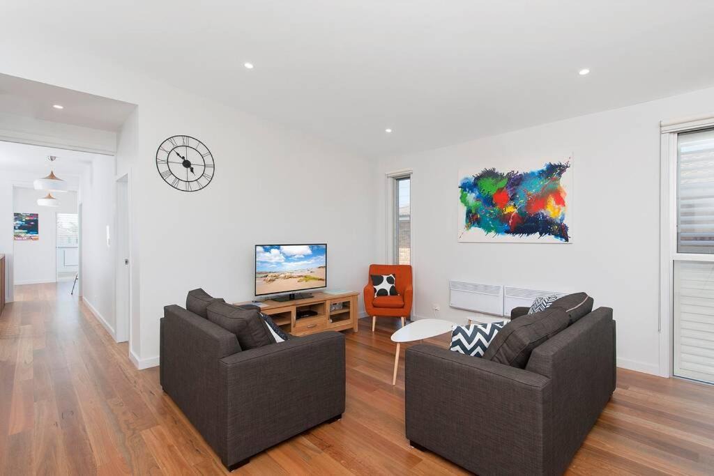 Photo of Others in Anna Bay