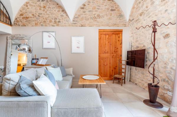 Photo of Others in Roche-Saint-Secret