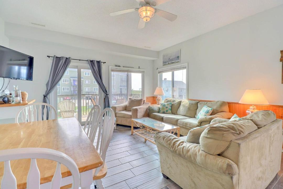 Photo of Livingroom in Kill Devil Hills