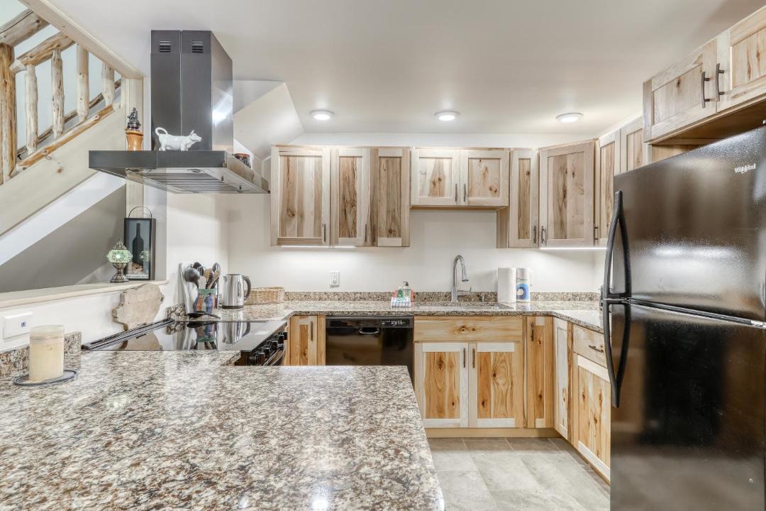 Photo of Others in Warren