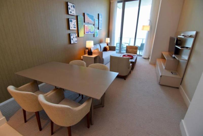 Photo of Livingroom in Hollywood South Central Beach