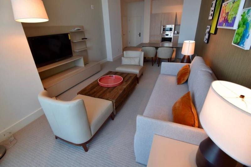 Photo of Livingroom in Hollywood South Central Beach