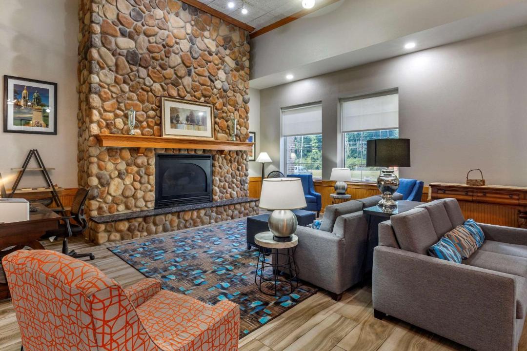 Photo of Others in Griswold