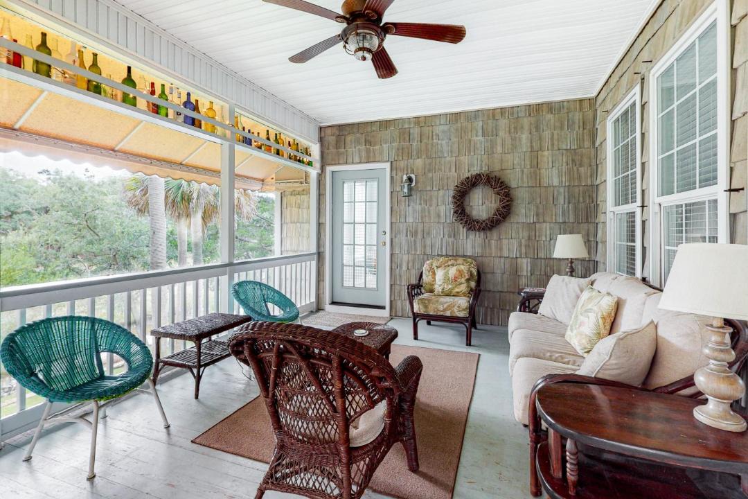 Photo of Patio Balcony in Edisto Island